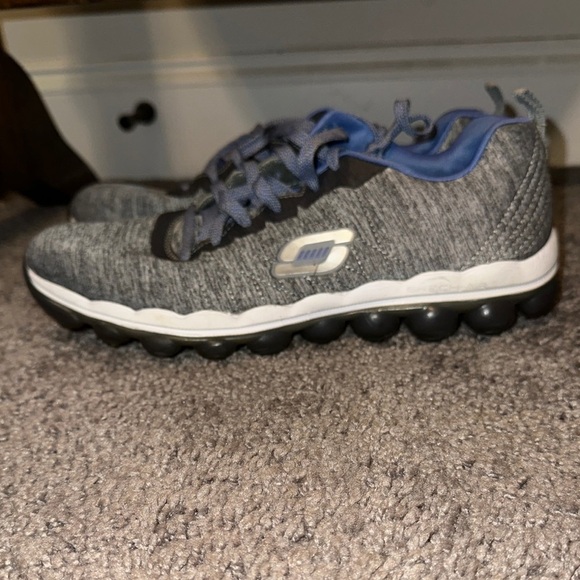 Skechers Gray and Blue Athletic Shoes with Mesh Upper - Picture 3 of 6